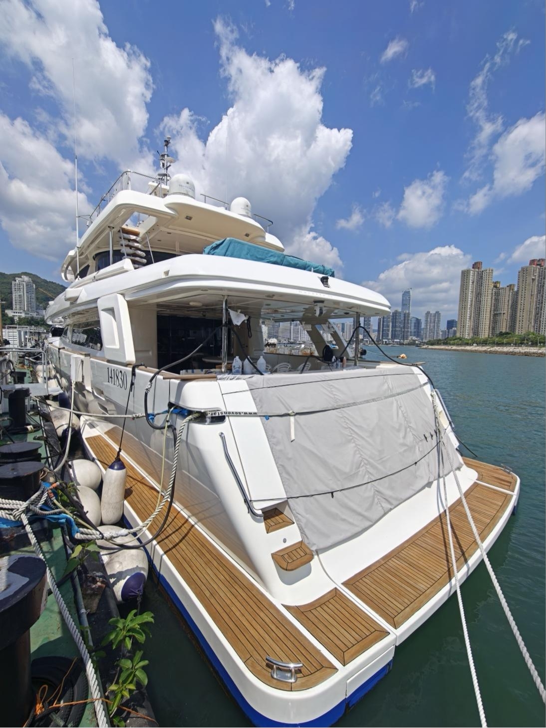 图6_第3页_2014 Custom Line Navetta 33(4).jpg