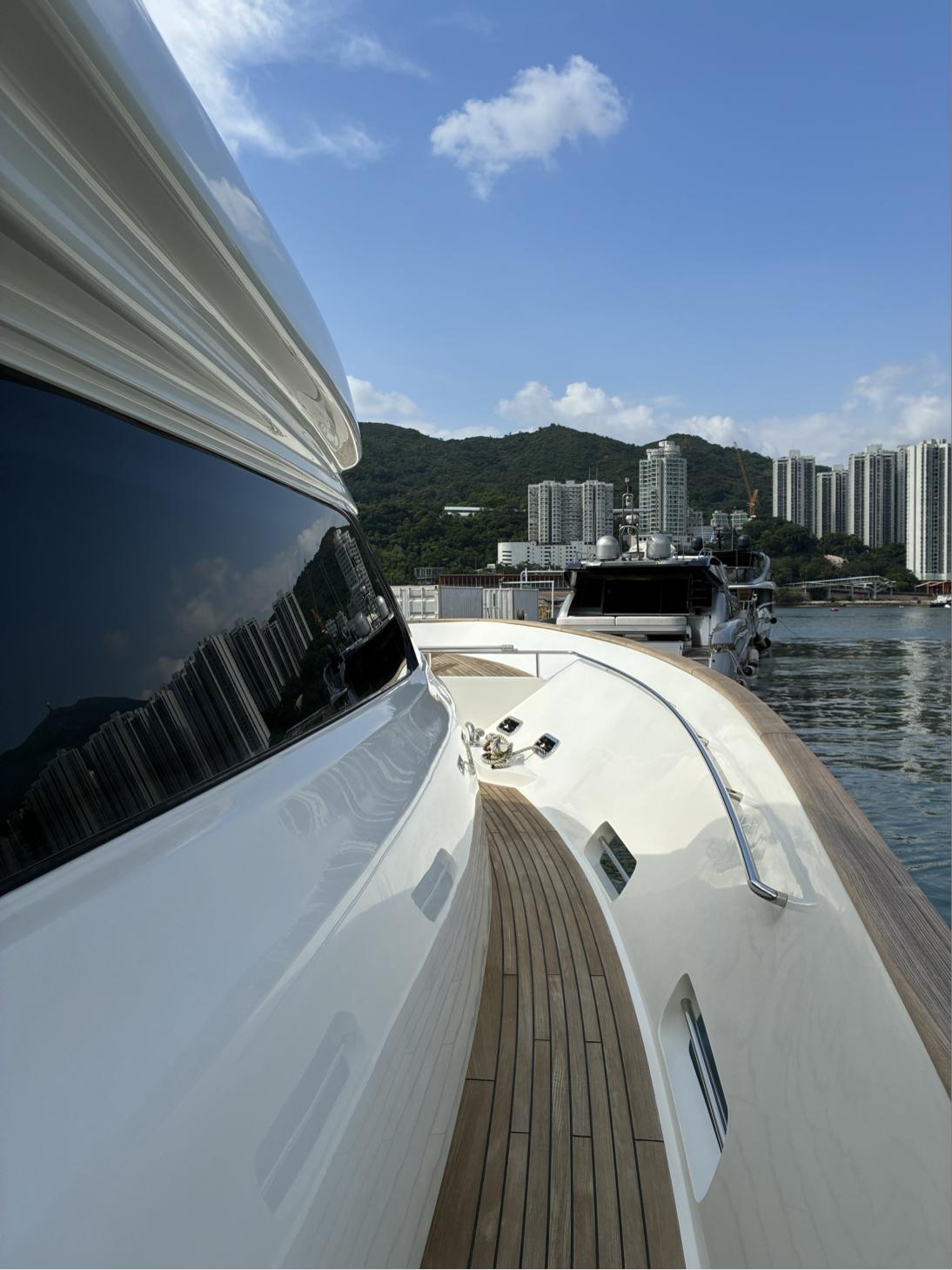 图17_第11页_2014 Custom Line Navetta 33(4).jpg